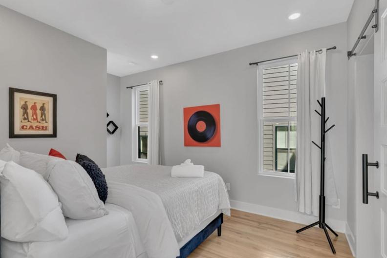 10 Min Drive Downtown, Roof Deck, Pet Friendly Casa vacanze